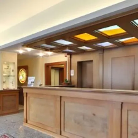 Western Titian Venice Airport