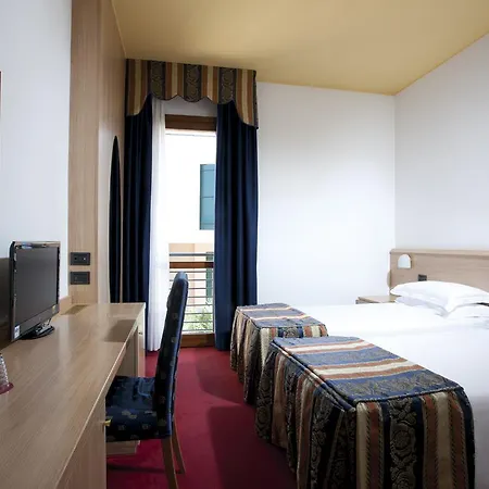 Western Titian Venice Airport Hotel