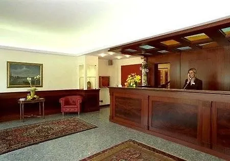 إن بست ويسترون تيتيان فينيس ايربورت 3*