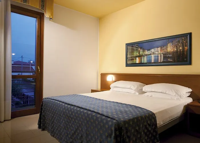 Hotel Western Titian Venice Airport 3*